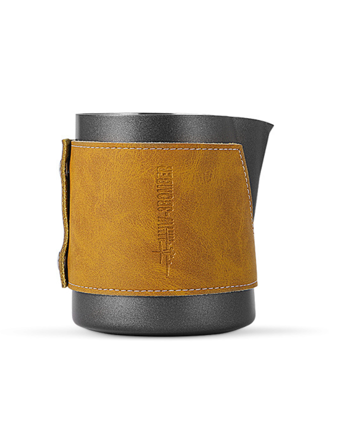 MHW-3BOMBER Handleless Pitcher بومبر بيتشر حليب