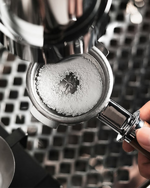 MHW-3BOMBER Espresso Machine Cleaning Powder بومبر مسحوق تنظيف مكائن الاسبريسو - Kshta