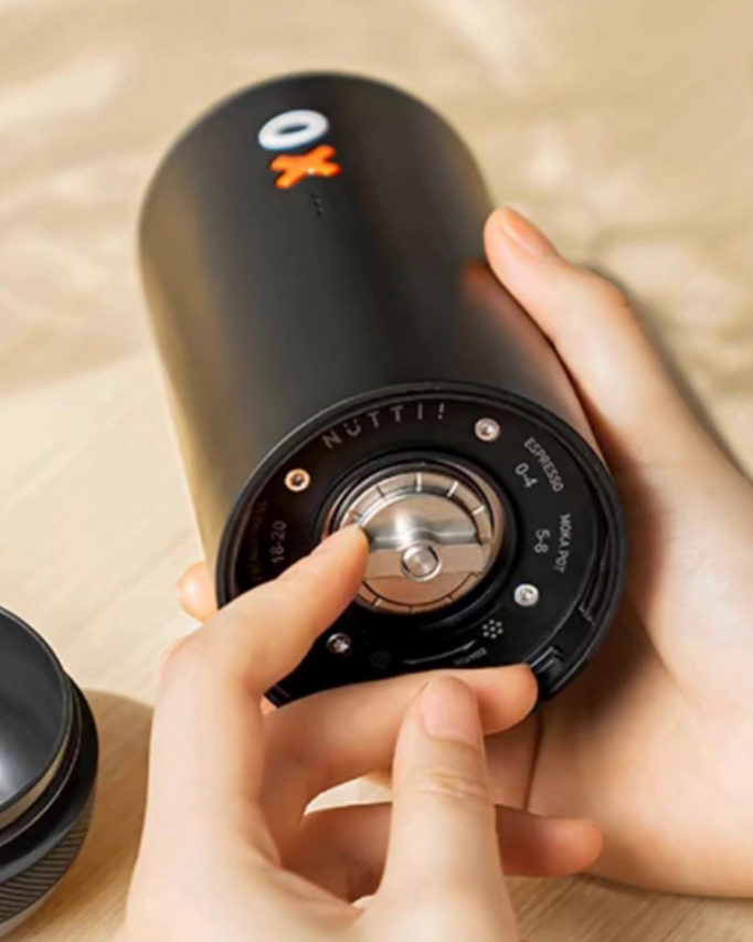 Nuttii OX Lite Portable Electronic Grinder نوتي مطحنة شحن  نوتي او اكس لايت  محمولة - Kshta