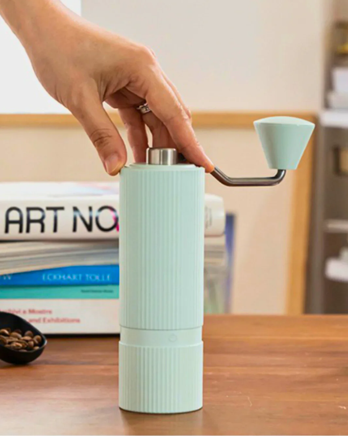 Nuttii Goose Coffee Grinder نوتي  مطحنة يدوية اصدار جوس - Kshta