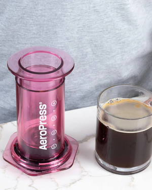 Aeropress Clear Pink Coffee Press   ايروبرس وردي - Kshta