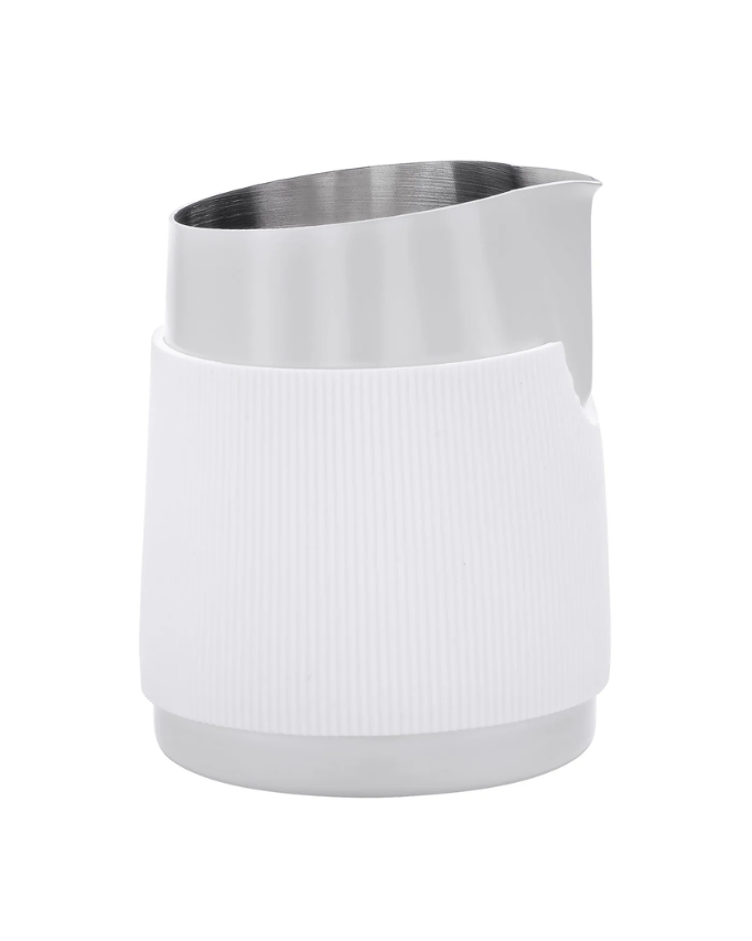 Normcore Handleless Milk Pitcher - Sharp Spout بيتشر نورمكور بيتشر - حافة حادة - Kshta
