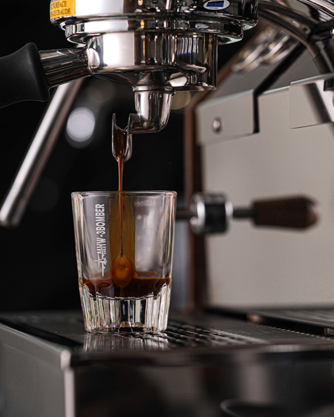 MHW-3BOMBER OZ Glass Measuring Cup  بومبر كوب قياس اوز - Kshta
