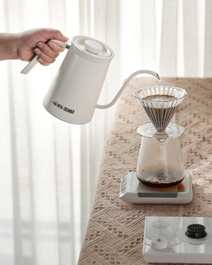 MHW-3BOMBER Assassin Gooseneck Electric Kettle  بومبر كيتل كهربائي - Kshta