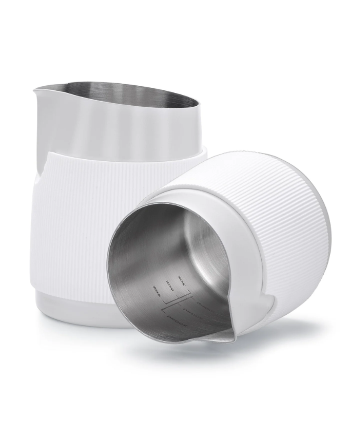 Normcore Handleless Milk Pitcher - Sharp Spout بيتشر نورمكور بيتشر - حافة حادة - Kshta