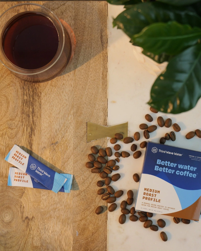 Third wave water 2L Classic Medium Roast Profile     اظرف وصفة ماء للتحميص المتوسط  2 لتر ثرد ويف واتر - Kshta