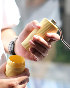 Nuttii Goose Coffee Grinder نوتي  مطحنة يدوية اصدار جوس - Kshta