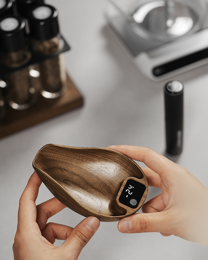 MHW-3BOMBER Ovo Coffee Scale بومبر سيت بخاخ وميزان اوفو - Kshta