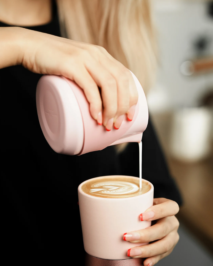 MHW-3BOMBER GT Milk Pitcher Handle-less   بومبر بيتشر جي تي بدون مسكة - Kshta
